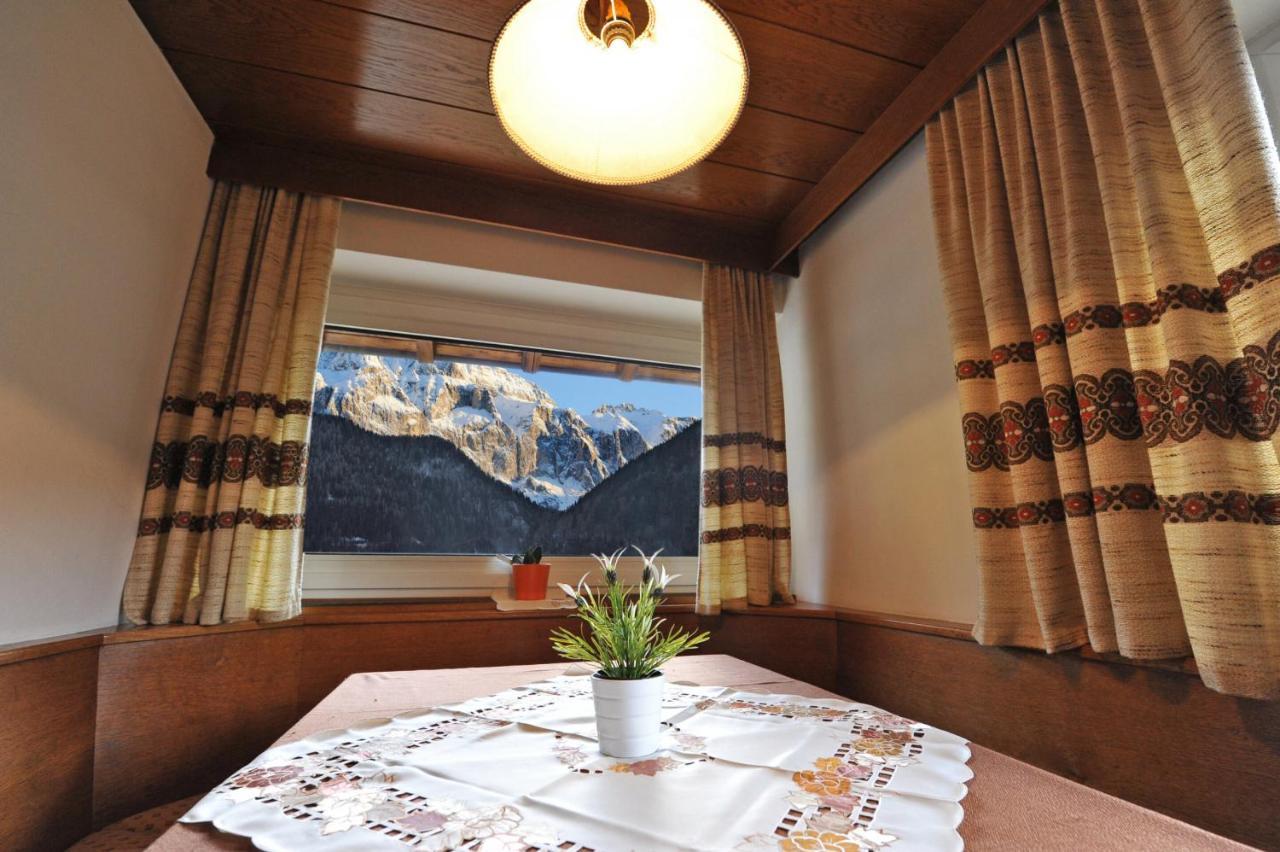 Apartments Jasmin Selva di Val Gardena Exteriör bild